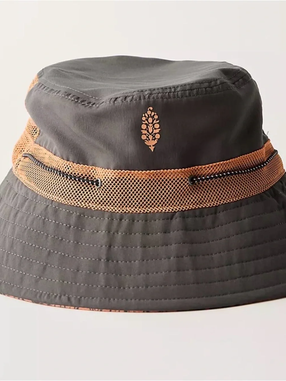 Free People Take A Hike Bucket Hat. NWT. Brown